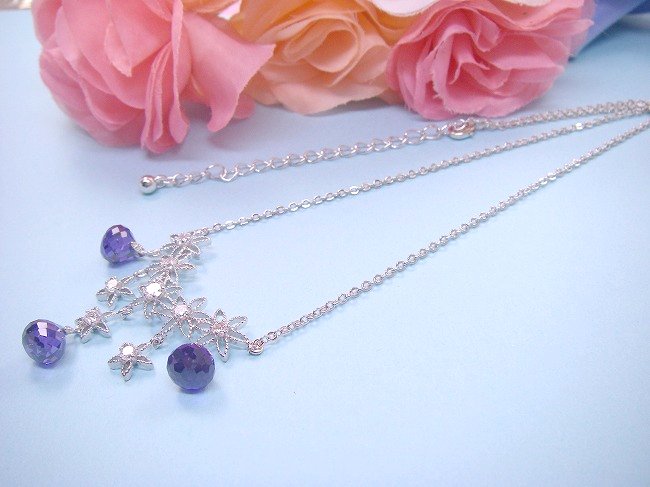 �L���[�r�b�N�W���R�j�A�E�A�N�Z�T���[�@�y���_���g