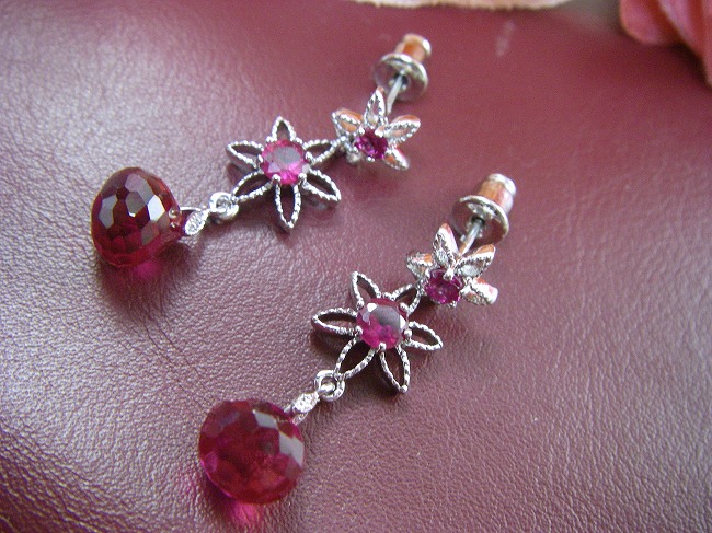 �L���[�r�b�N�W���R�j�A�E�A�N�Z�T���[�@�s�A�X