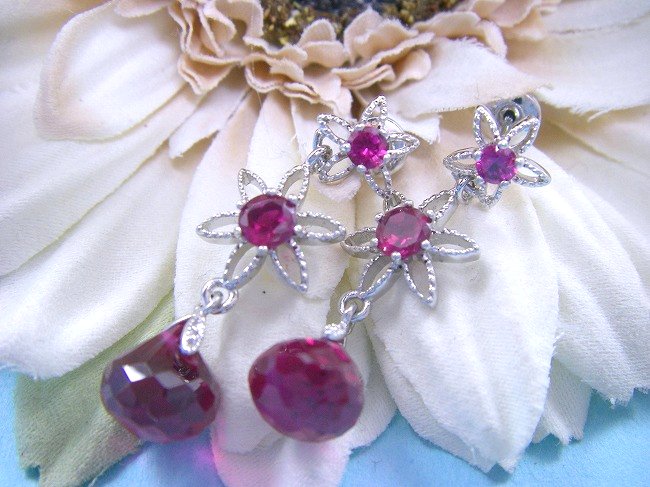 �L���[�r�b�N�W���R�j�A�E�A�N�Z�T���[�@�s�A�X