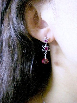 �L���[�r�b�N�W���R�j�A�E�A�N�Z�T���[�@�s�A�X