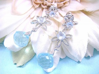 �L���[�r�b�N�W���R�j�A�E�A�N�Z�T���[�@�s�A�X