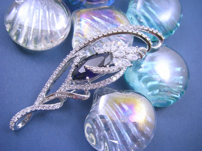 �t�����[���`�[�t�@�u���[�`