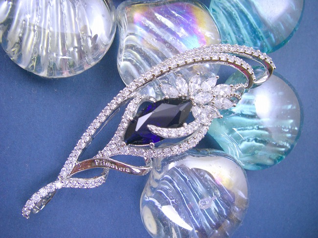 �t�����[���`�[�t�@�u���[�`