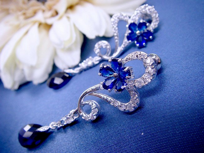 czアクセサリー サファイアのピアス