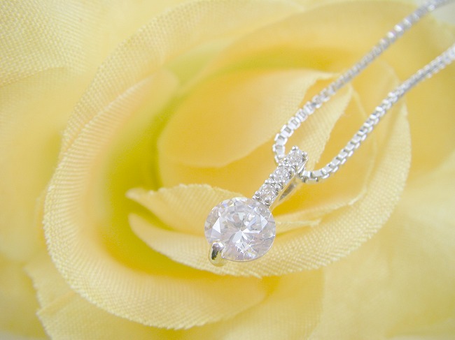 �L���[�r�b�N�W���R�j�A�̃y���_���g