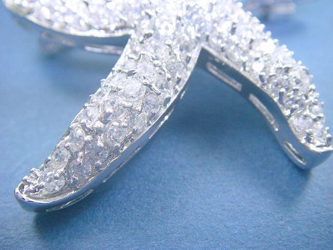 �L���[�r�b�N�W���R�j�A�@�u���[�`�@�����`�[�t