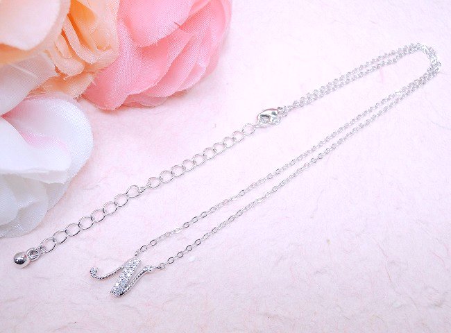 �C�j�V�����@�y���_���g