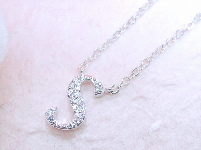 �C�j�V�����@�y���_���g