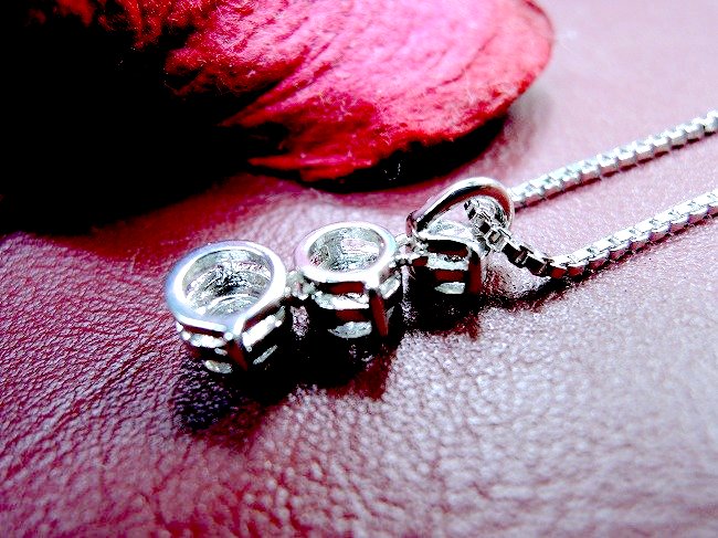 CZ�A�N�Z�T���[�@�L���[�r�b�N�W���R�j�A�E�y���_���g