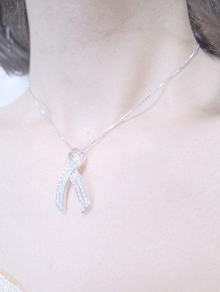 �L���[�r�b�N�W���R�j�A�̃y���_���g�@���{�����`�[�t