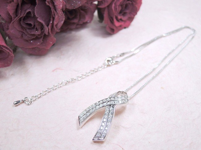 �L���[�r�b�N�W���R�j�A�̃y���_���g�@���{�����`�[�t