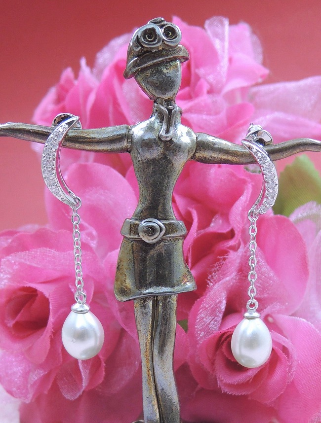 �L���[�r�b�N�W���R�j�A�ƃ}�W�����J�E�p�[���̃C�������O