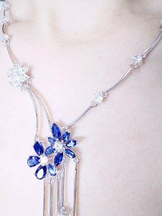 �L���[�r�b�N�W���R�j�A�̃y���_���g�@���{�����`�[�t