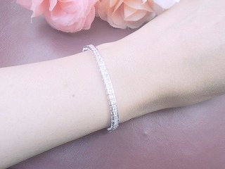 �e�j�X�u���X���b�g�@CZ�A�N�Z�T���[