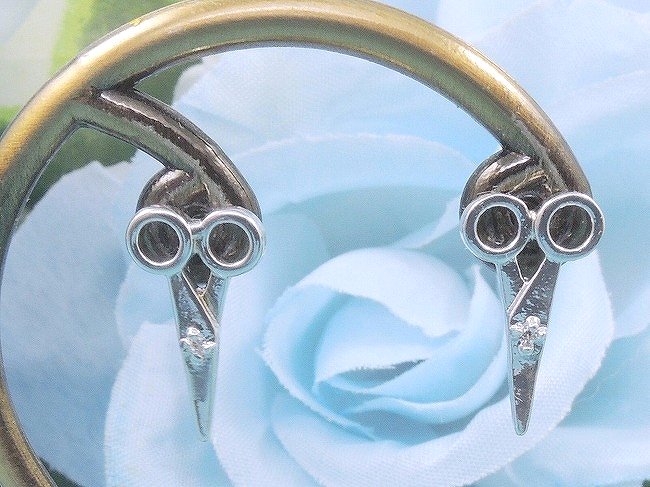 �L���[�r�b�N�W���R�j�A�ƃ}�W�����J�E�p�[���̃C�������O