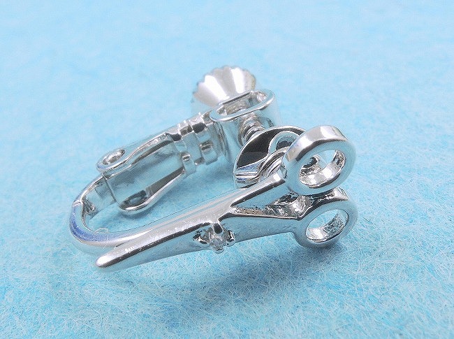 �L���[�r�b�N�W���R�j�A�ƃ}�W�����J�E�p�[���̃C�������O