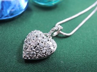 �n�[�g�@�p���F�@�y���_���g