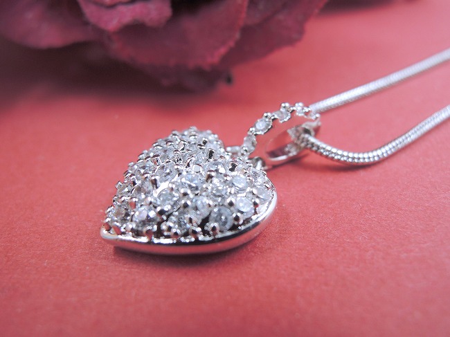 �n�[�g�̃y���_���g