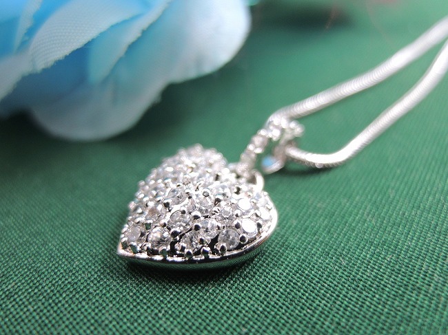 �n�[�g�̃y���_���g