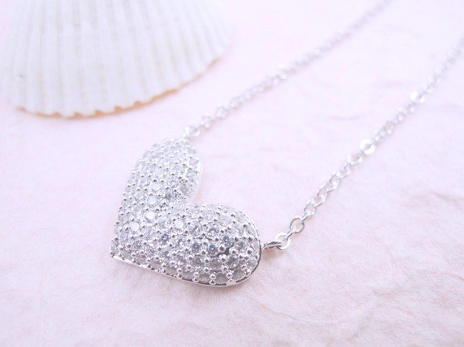 �n�[�g�@�p���F�@�y���_���g�E�l�b�N���X