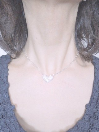 �n�[�g�E�p���F�@�y���_���g�E�l�b�N���X�@�L���[�r�b�N�W���R�j�A�E�A�N�Z�T���[