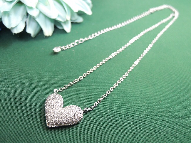 �n�[�g�@�p���F�@�y���_���g�E�l�b�N���X