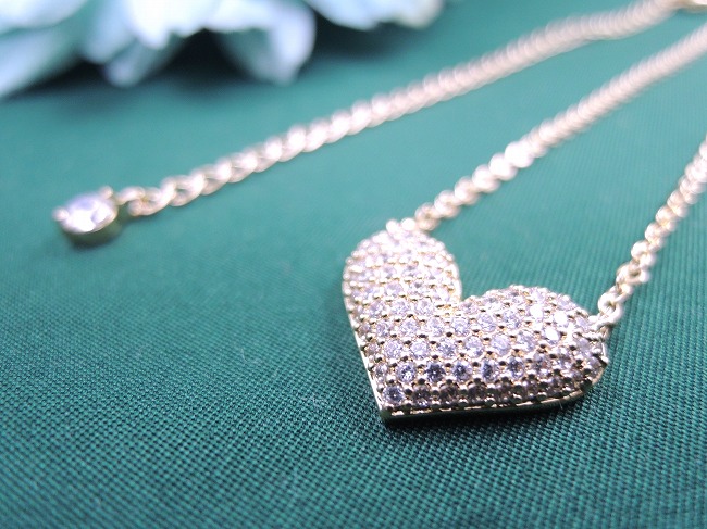 �n�[�g�@�p���F�@�y���_���g�E�l�b�N���X