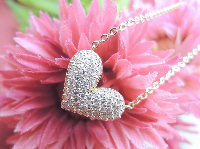 �n�[�g�@�p���F�@�y���_���g�E�l�b�N���X