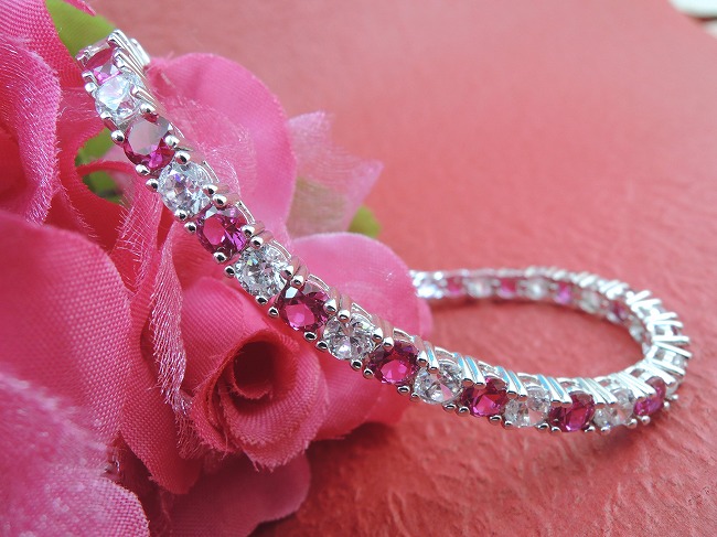 キュービックジルコニアとルビーのテニスブレスレット