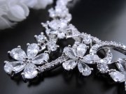 CZ�@�L���[�r�b�N�W���R�j�A�@�l�b�N���X�@�t�����[