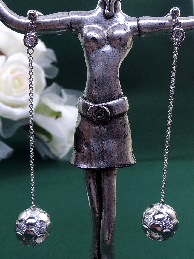 �T�b�J�[�{�[���@�L���[�r�b�N�W���R�j�A�̃C�������O