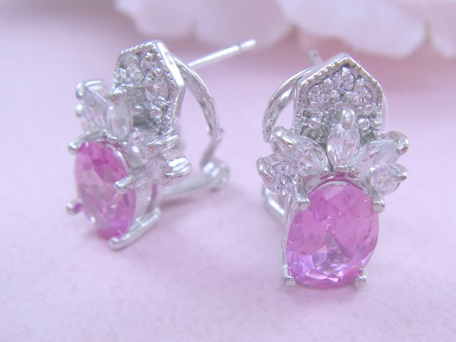 �L���[�r�b�N�W���R�j�A�E�A�N�Z�T���[�@�s�A�X