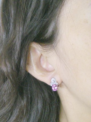 �L���[�r�b�N�W���R�j�A�E�A�N�Z�T���[�@�s�A�X