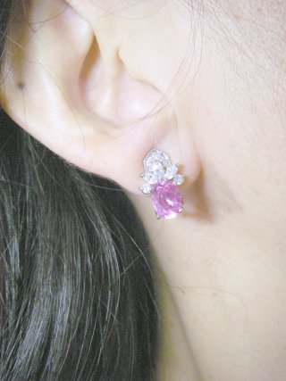 �L���[�r�b�N�W���R�j�A�E�A�N�Z�T���[�@�s�A�X