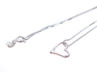 �L���[�r�b�N�W���R�j�A�̃y���_���g