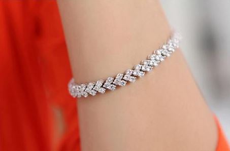 �e�j�X�u���X���b�g�@tennis bracelet �L���[�r�b�N�W���R�j�A�E�A�N�Z�T���[