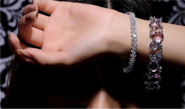 �e�j�X�u���X���b�g�@tennis bracelet �L���[�r�b�N�W���R�j�A�E�A�N�Z�T���[