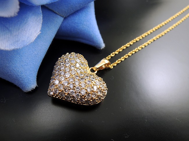 �n�[�g�@�p���F�@�y���_���g�E�l�b�N���X