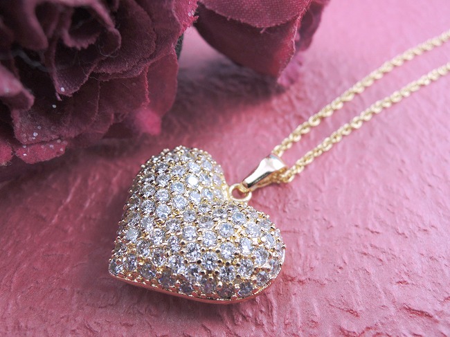 �n�[�g�@�p���F�@�y���_���g�E�l�b�N���X