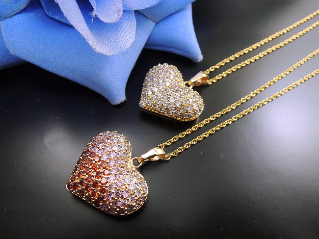 �n�[�g�@�p���F�@�y���_���g�E�l�b�N���X