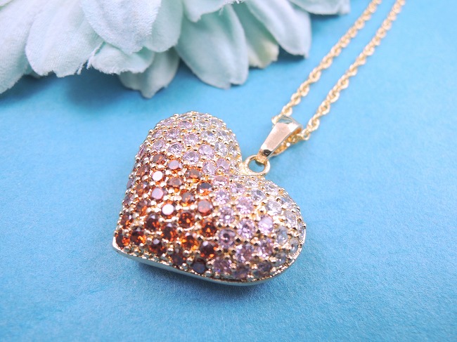 �n�[�g�@�p���F�@�y���_���g�E�l�b�N���X