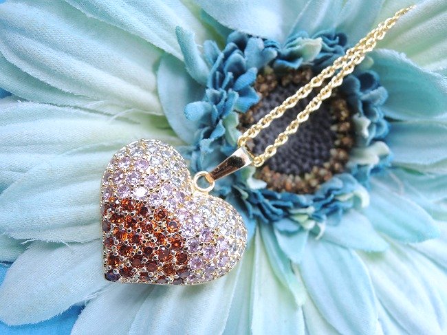 �n�[�g�@�p���F�@�y���_���g�E�l�b�N���X