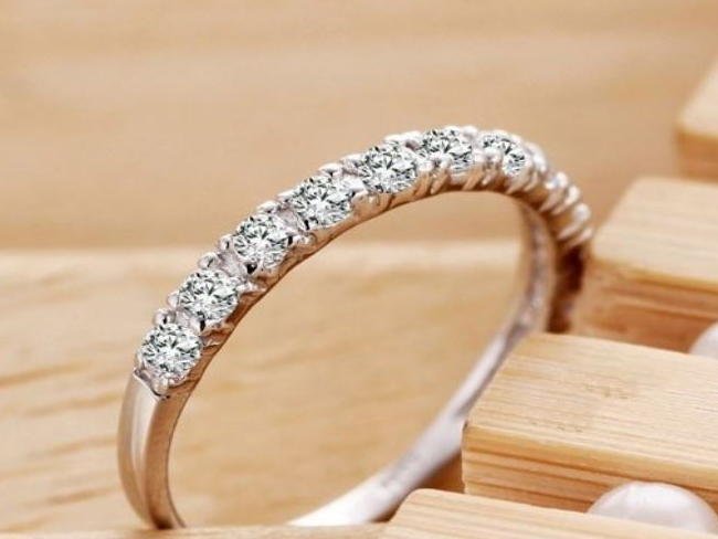 �G�^�j�e�B�E�����O