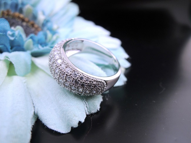 �n�[�g�̃����O