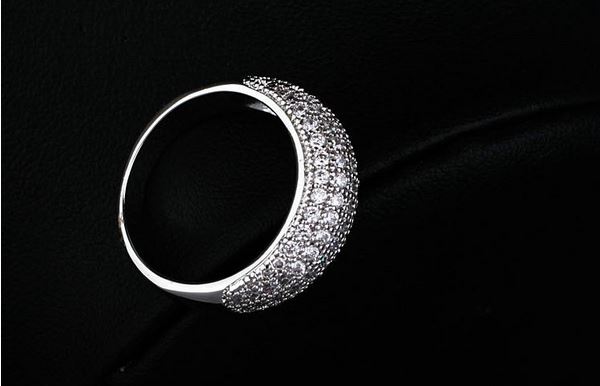 �n�[�g�̃����O