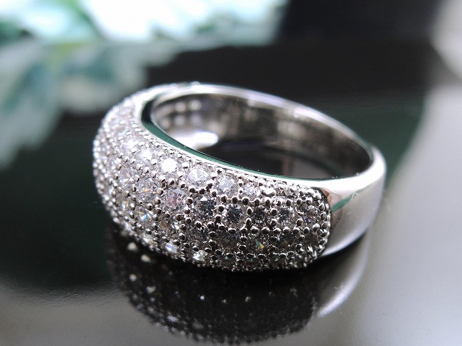 �n�[�g�̃����O