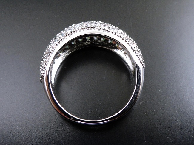 �n�[�g�̃����O