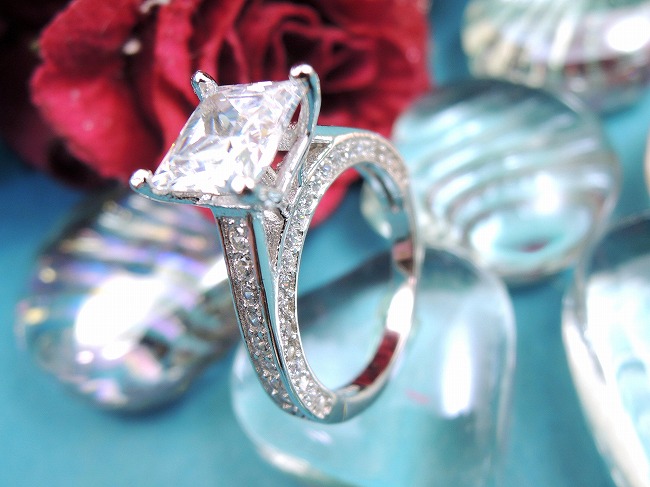 �n�[�g�̃����O