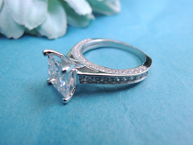 �n�[�g�̃����O