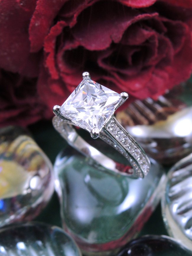 �n�[�g�̃����O